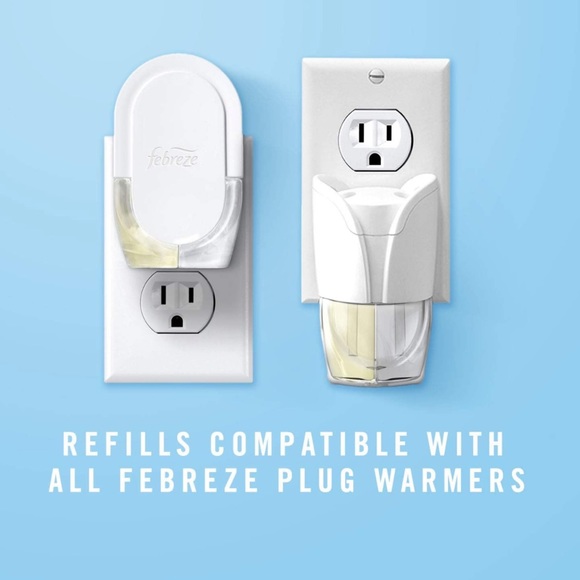 🌱Febreze Dual Plug Refills & 2 Candles 🌱 NWT - Picture 10 of 11